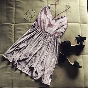 🖤💋 Forever 21 velvet skater dress